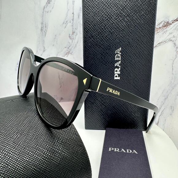 New PRADA Sunglasses - Picture 9 of 16